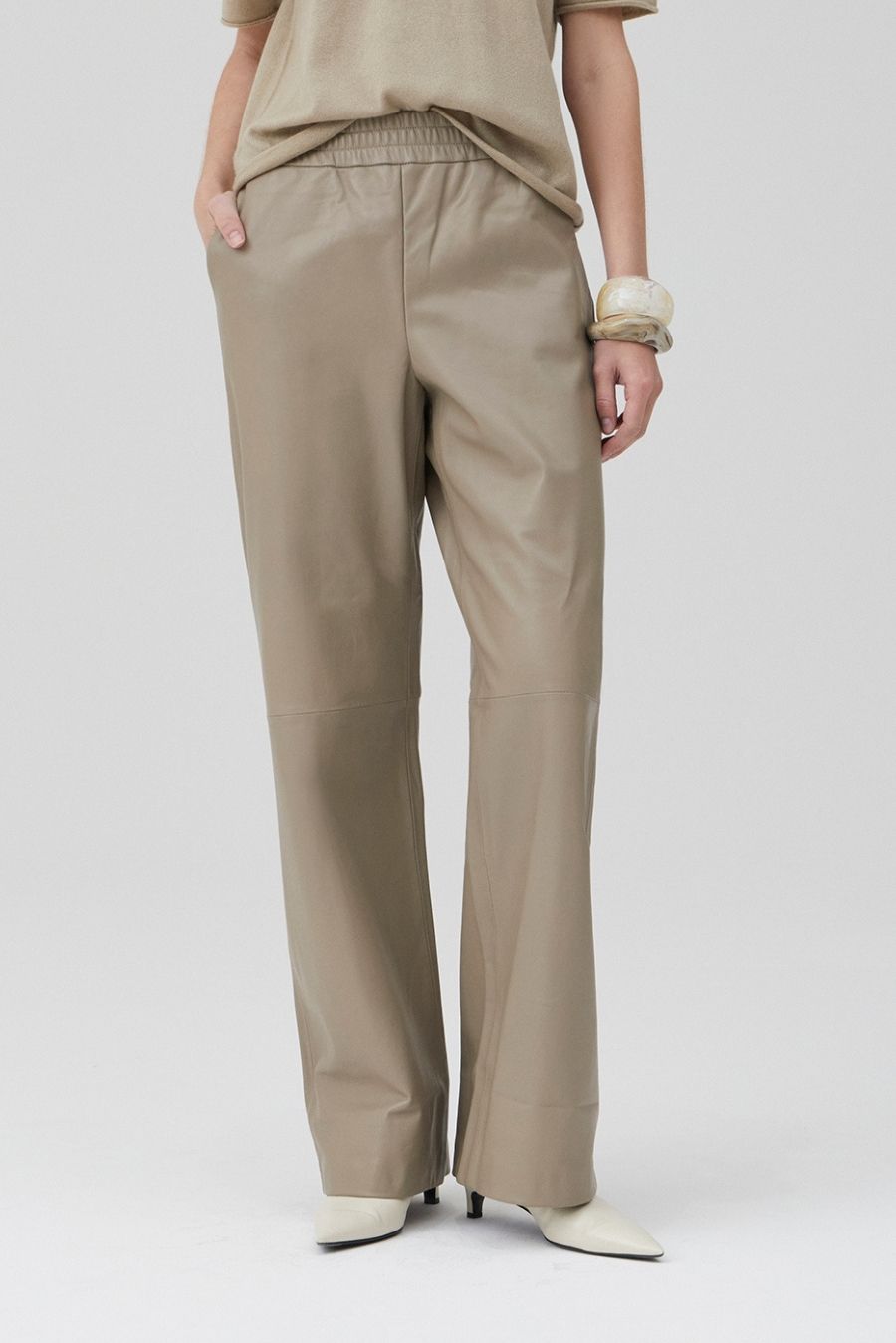 Relaxed Leather Pant - Putty