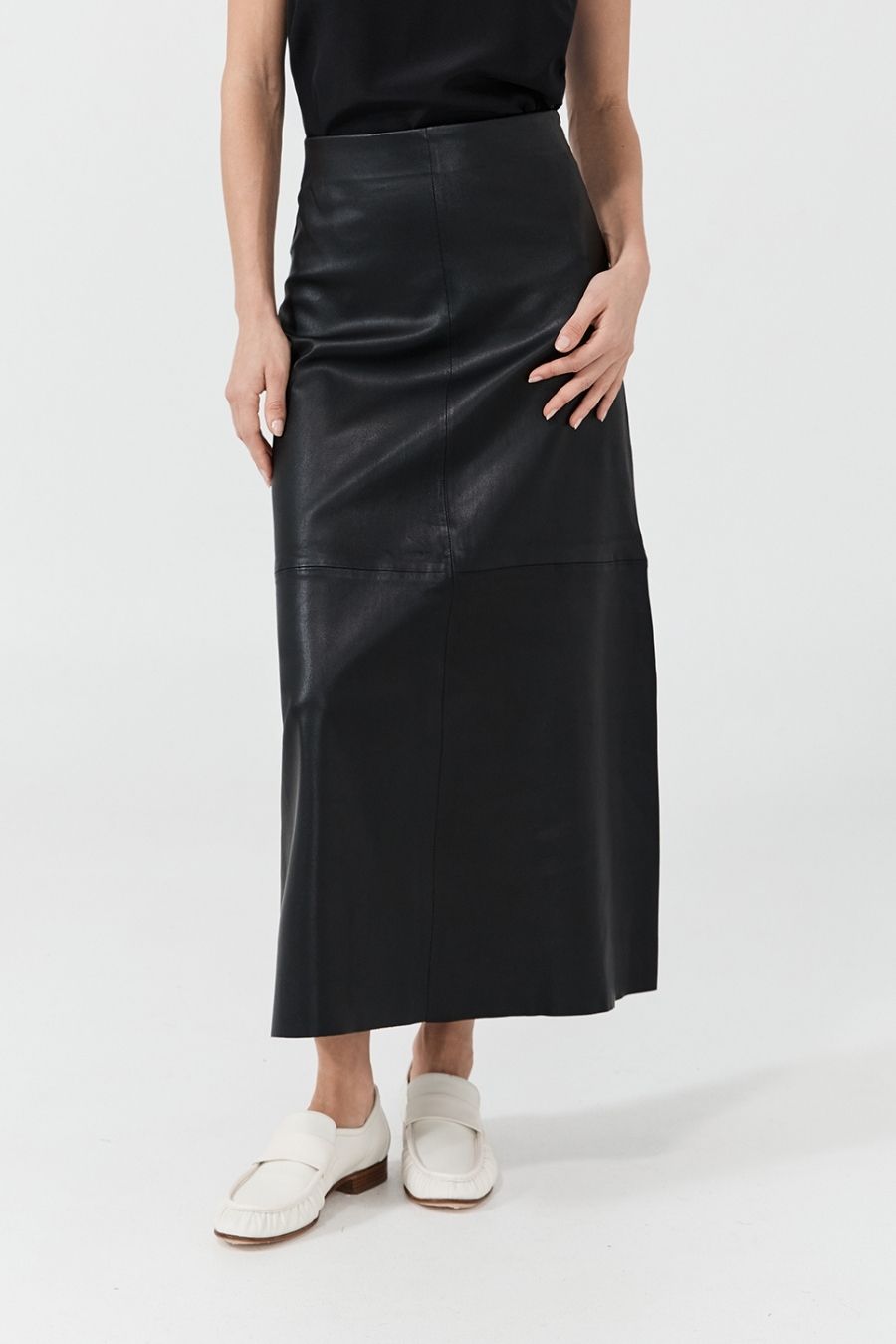 A-Line Stretch Leather Skirt - Black