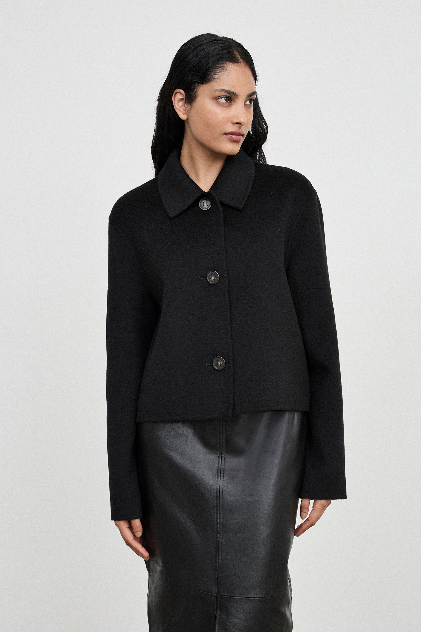 Cashmere Cropped Coat - Black